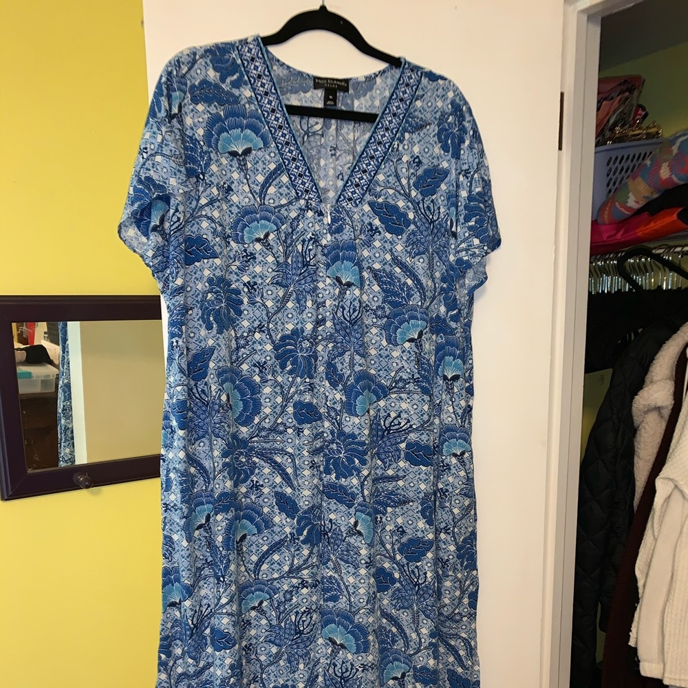 Women’s XL Maxi Dress with Pockets
